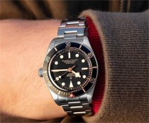 帝舵腕表外观有划痕处理办法汇总