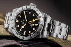 帝舵腕表表盘有划痕解决方法